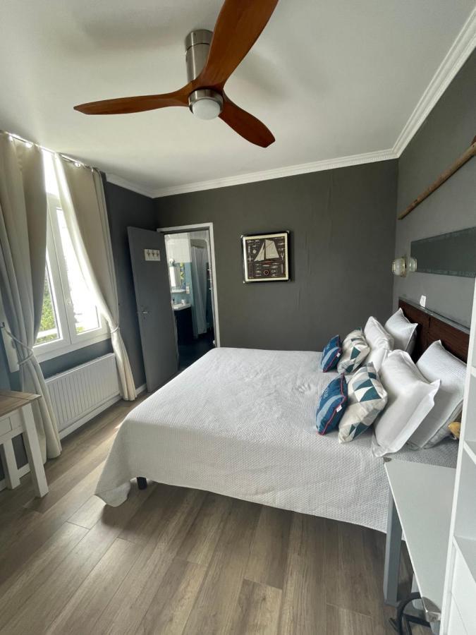 Villa-Chateau Les Terrasses - Tamaris, Plage Des Sablettes, Mer Au Bas De La Propriete La Seyne-sur-Mer Kültér fotó
